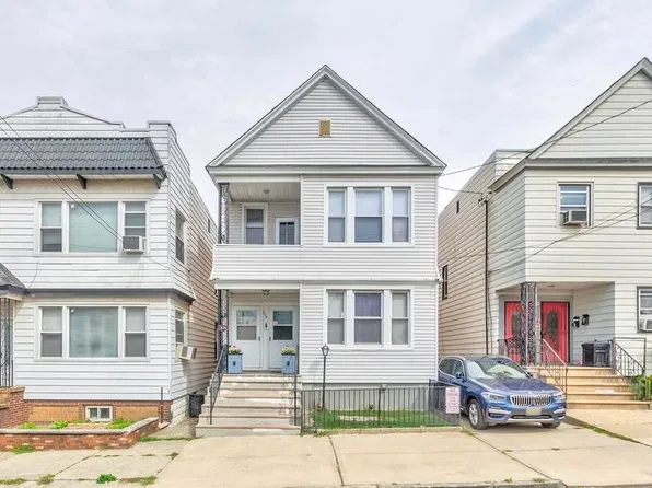 336 Fulton Avenue image 1 of 48