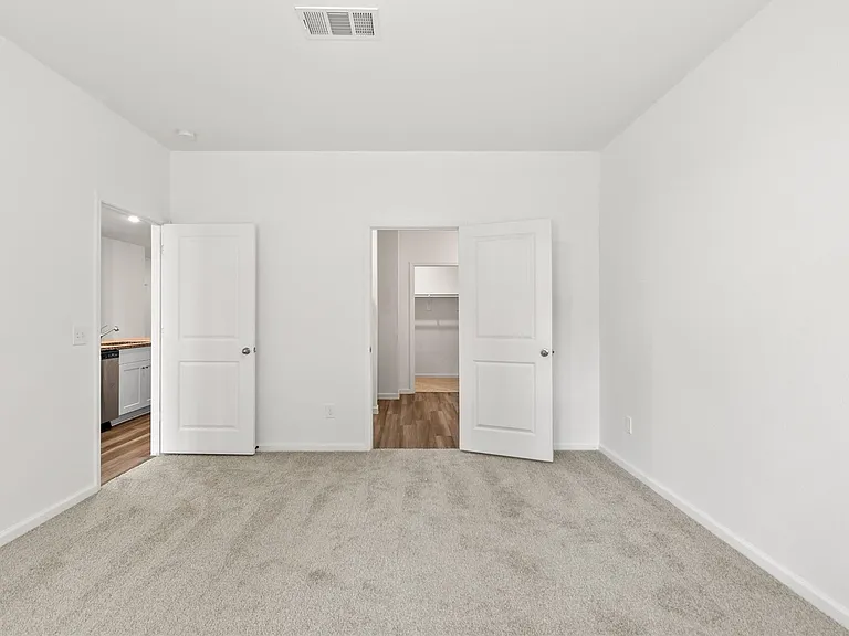 3602 Admiralty Dr — Photo 14