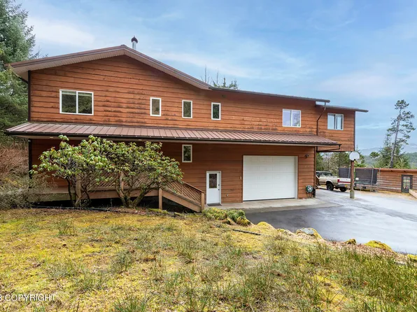 284 Forest Park Dr, Ketchikan, AK 99901