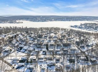 9 Corsica Rd, Hopatcong Boro, NJ 07843