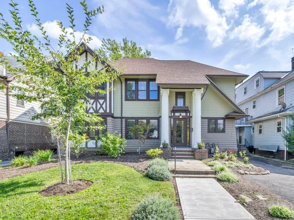 2137 Coventry Rd #Up, Cleveland, OH 44118