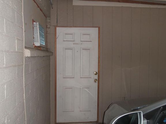 2nd image of 1006 Laurel Ave