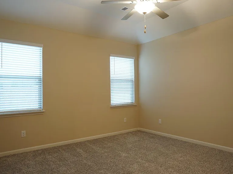 1823 Dahlia Way — Photo 20
