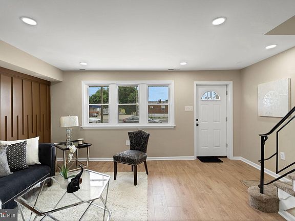 5th image of 5734 Harbison Ave