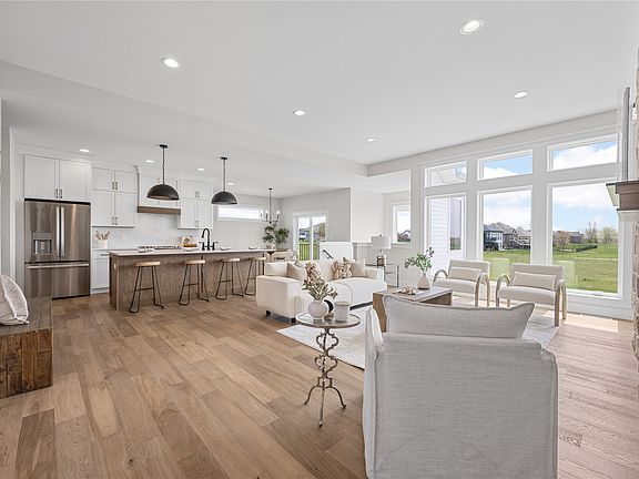 2nd image of 828 Longbow Ct