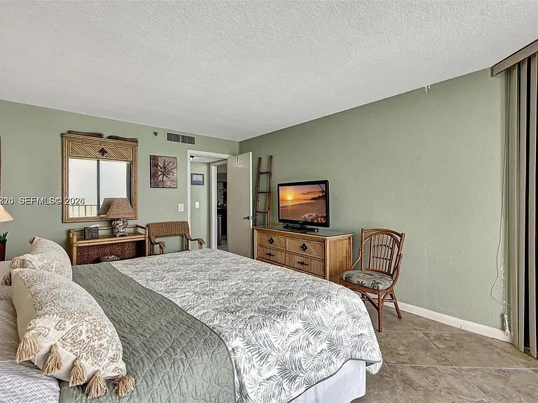 9650 S Ocean Dr #1403 — Photo 23