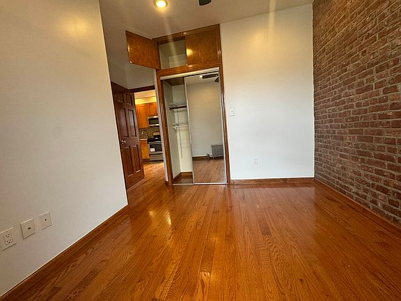 5th image of 511 W 139th St APT 19