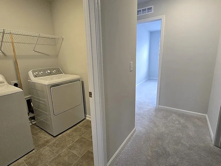 329 Glacier Lake Dr — Photo 22