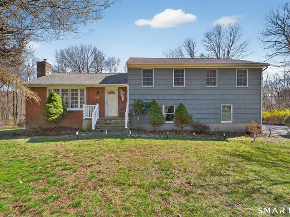 31 Longmeadows Road, Wilton, CT 06897