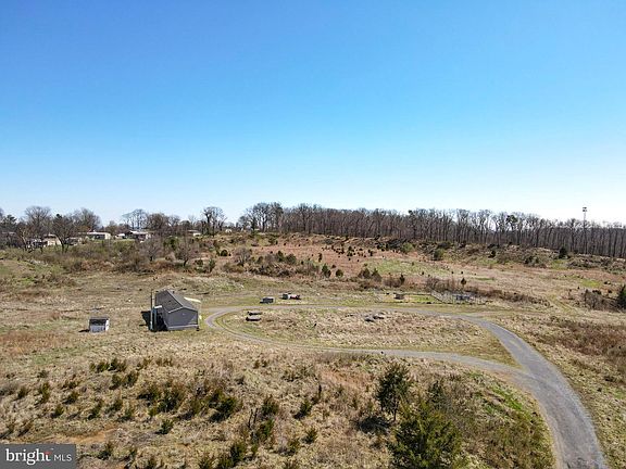 4th image of 796 Berkeley Station Rd