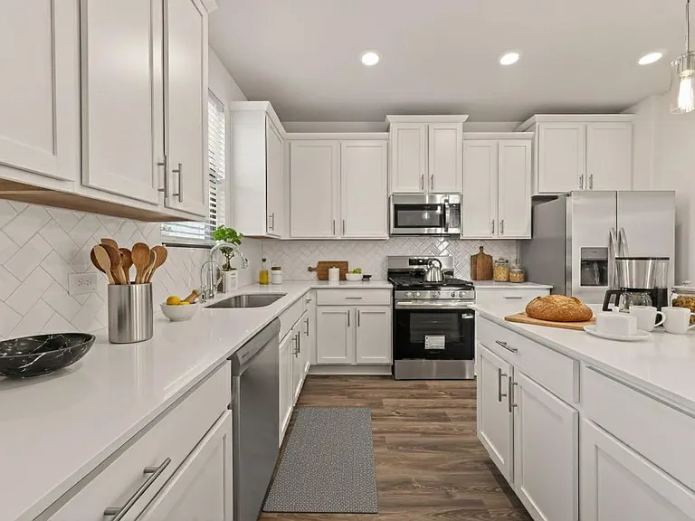 3241 Loam Ln — Photo 10