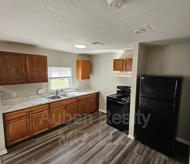 6113 Indiana Ave — Photo 4