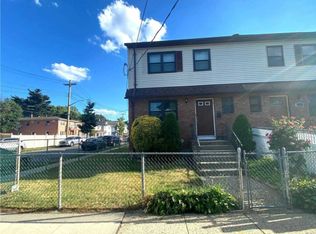 219-20 104th Ave, Queens Village, NY 11429