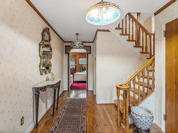 86-79 Pinto Street image 3 of 25