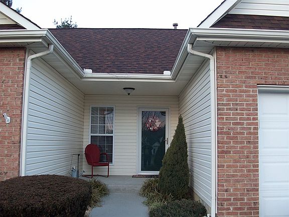 2nd image of 8711 Edgeworth Ln