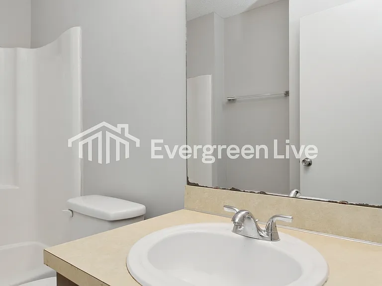 201 Harmon Hill Ct — Photo 13