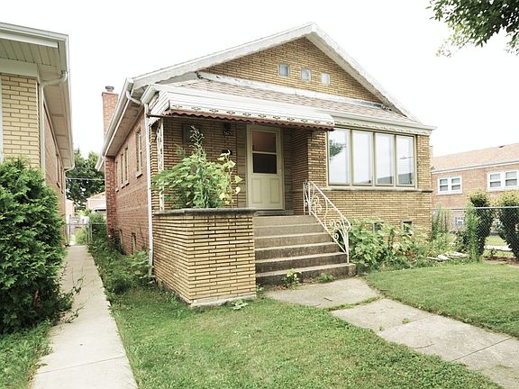 2nd image of 5625 S Kilbourn Ave