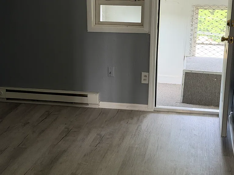 1560 Corbin Ave #3 — Photo 9