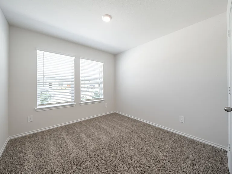 729 Orchid Way — Photo 19