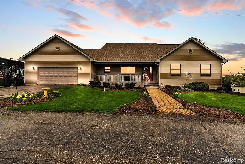 7320 Lahring Rd, Gaines, MI 48436 Zillow