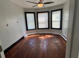 597 Brooks St #2L, Bridgeport, CT 06608