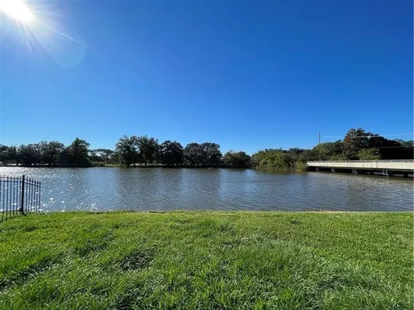 4148 Davey St, New Orleans, LA 70122