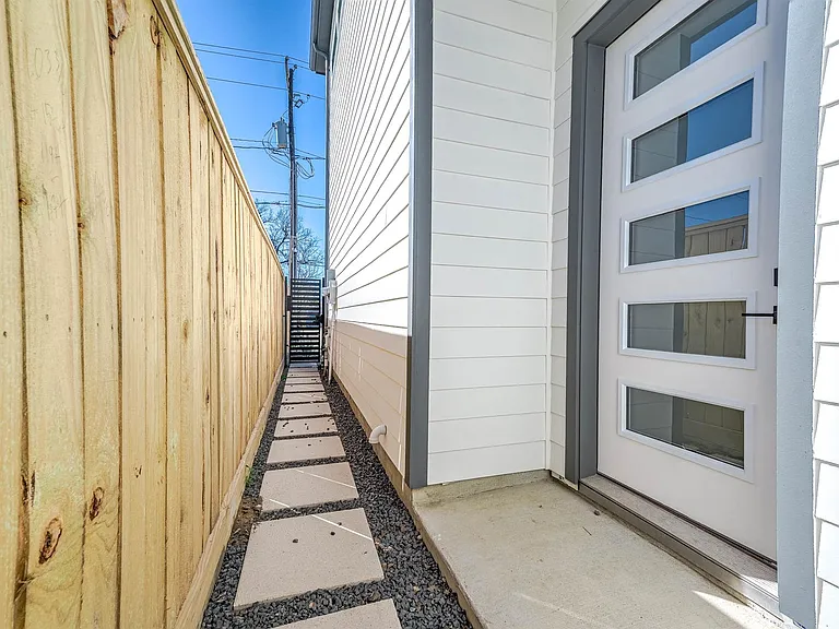 3411 McGowen St — Photo 5