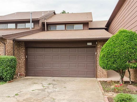 Wonderful neighborhood with community pools, walking trails, and lake.