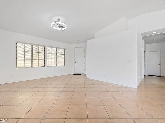 5th image of 3520 Tesoro Del Valle Ct