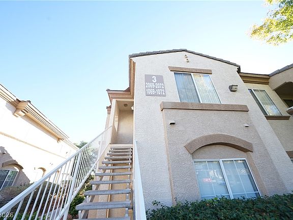 2nd image of 3400 Cabana Dr Unit 1071