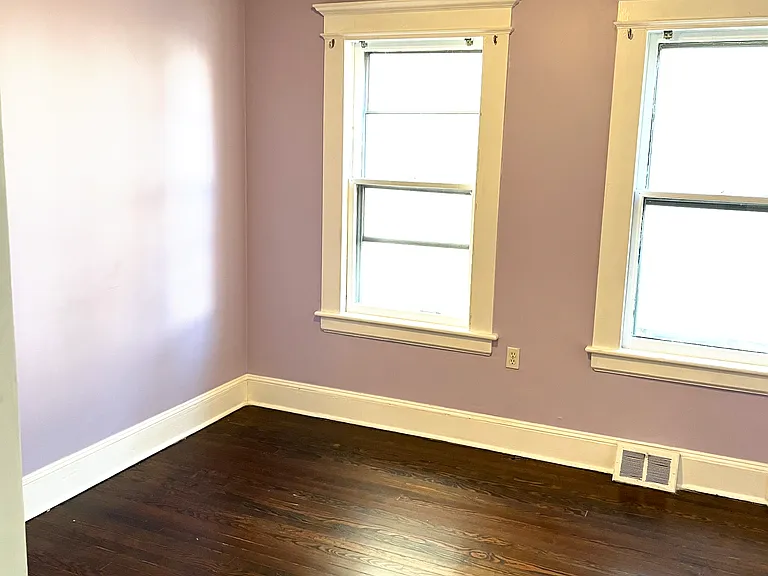 765 Brewster St — Photo 21
