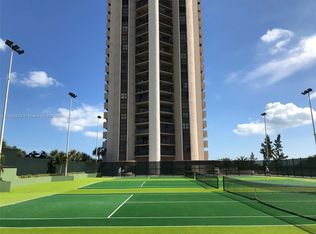 1800 NE 114th St APT 2211, Miami, FL 33181
