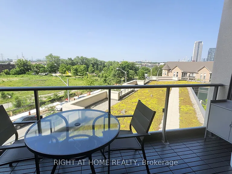 160 Vanderhoof Ave #306 — Photo 16