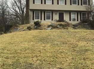 26 Meadowbrook Rd, Auburn, MA 01501