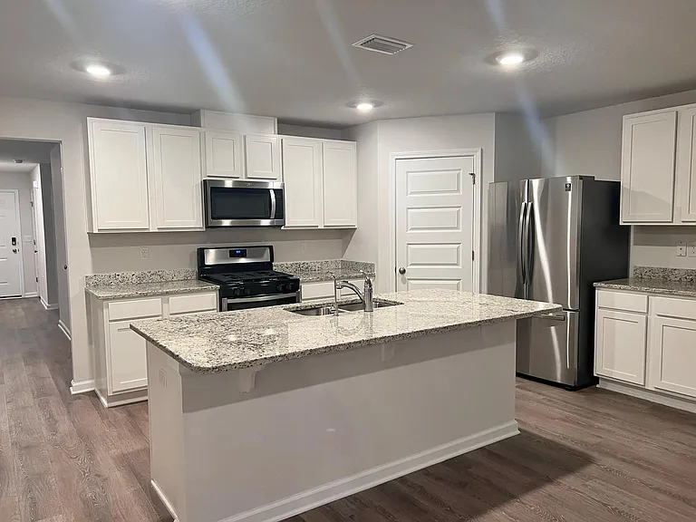 4636 Honor Guard Way — Photo 4
