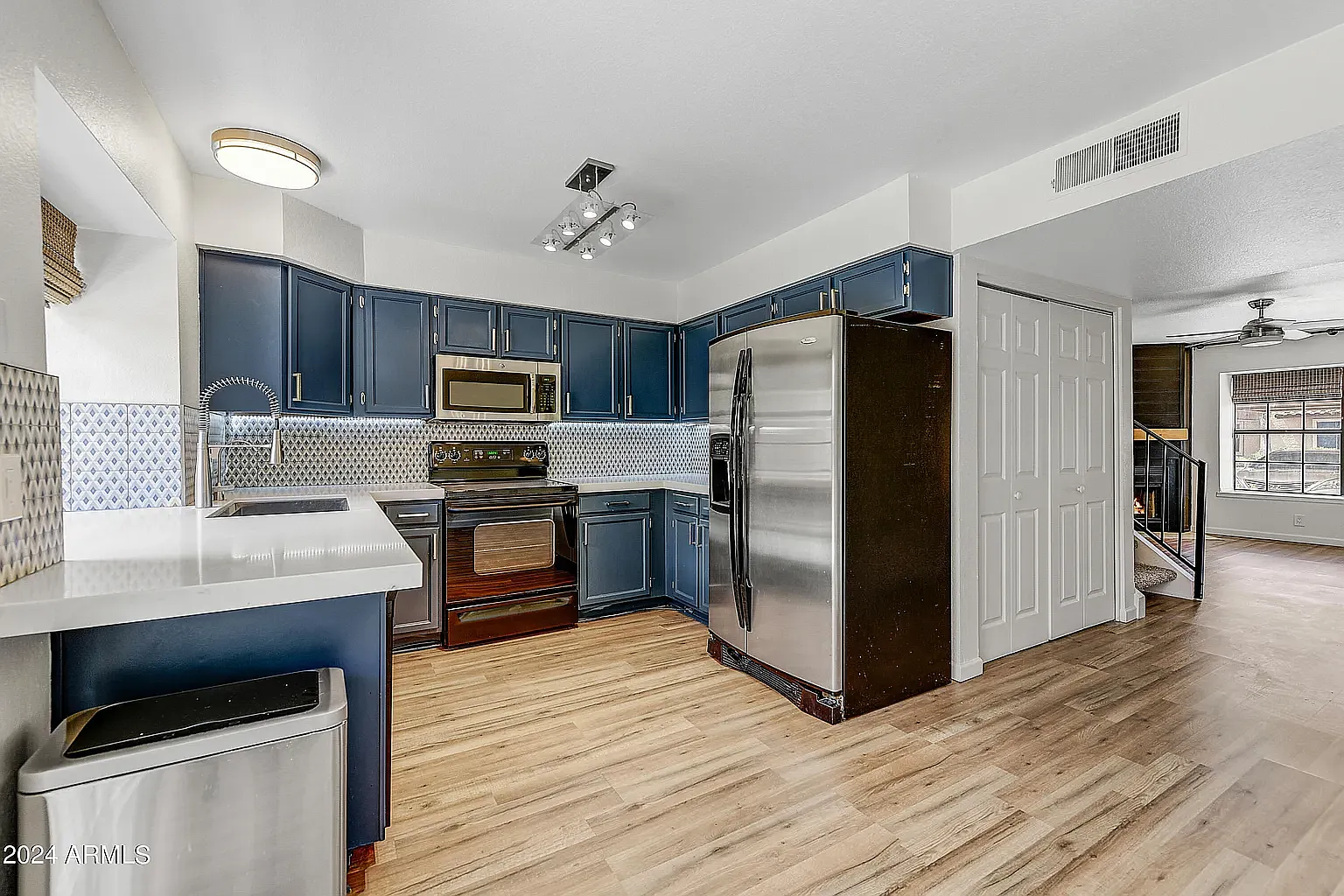 2 bed, 2.5 bath, 1088 sqft, $2,200 — Photo 3