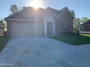 128 Lightbourne Dr, Lafayette, LA 70506