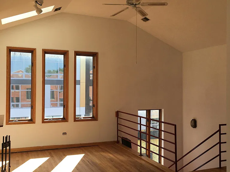 817 N Milwaukee Ave #3 — Photo 2