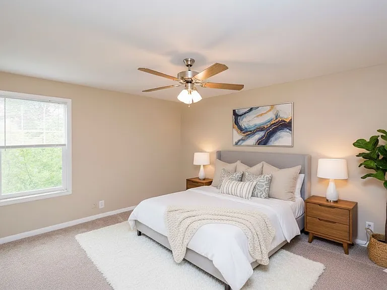 Maple Creek Apartments — Photo 17