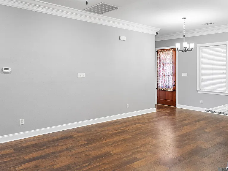 308 Hill Ridge Dr — Photo 8