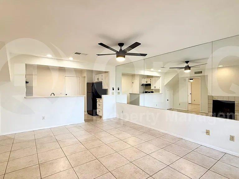 4901 S Calle Los Cerros Dr #103 — Photo 4