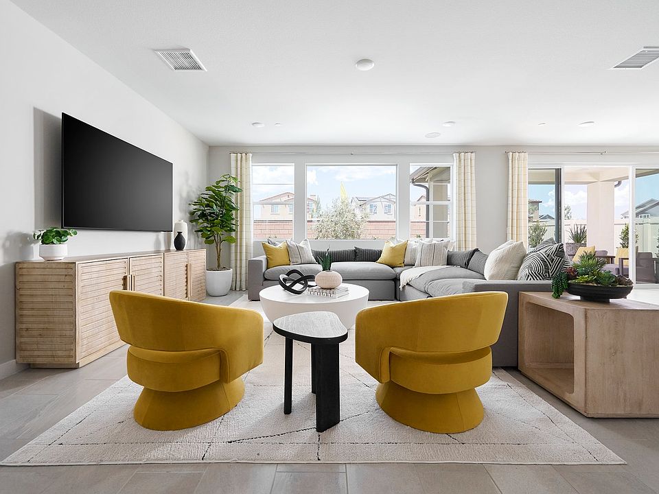 Legacy at the Preserve By Trumark Homes Plan 2 Chino, CA