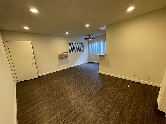 5th image of 12737 Matteson Ave APT 4