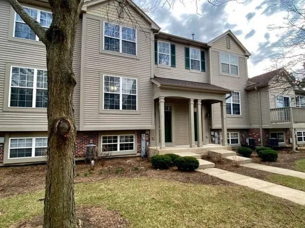 1081 Chadwick Dr, Grayslake, IL 60030