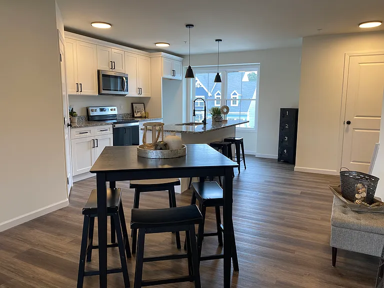 62 Wickfield Pl — Photo 4