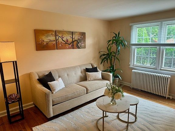 Living Room first floor 17 x 13