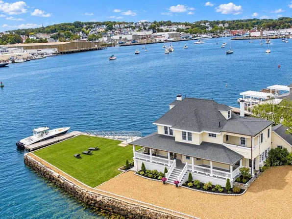 7 Sumac Ln #1, Gloucester, MA 01930
