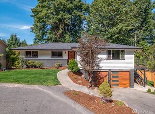 18726 56th Ave NE, Kenmore, WA 98028