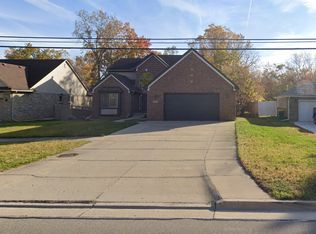 21130 Gill Rd, Farmington Hills, MI 48335