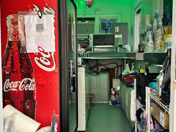 846 Stanley Avenue image 26 of 27